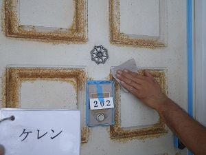 玄関ドア下地処理