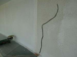 クラック補修①