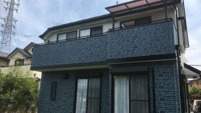 サイディングの凹凸を活かした塗装
